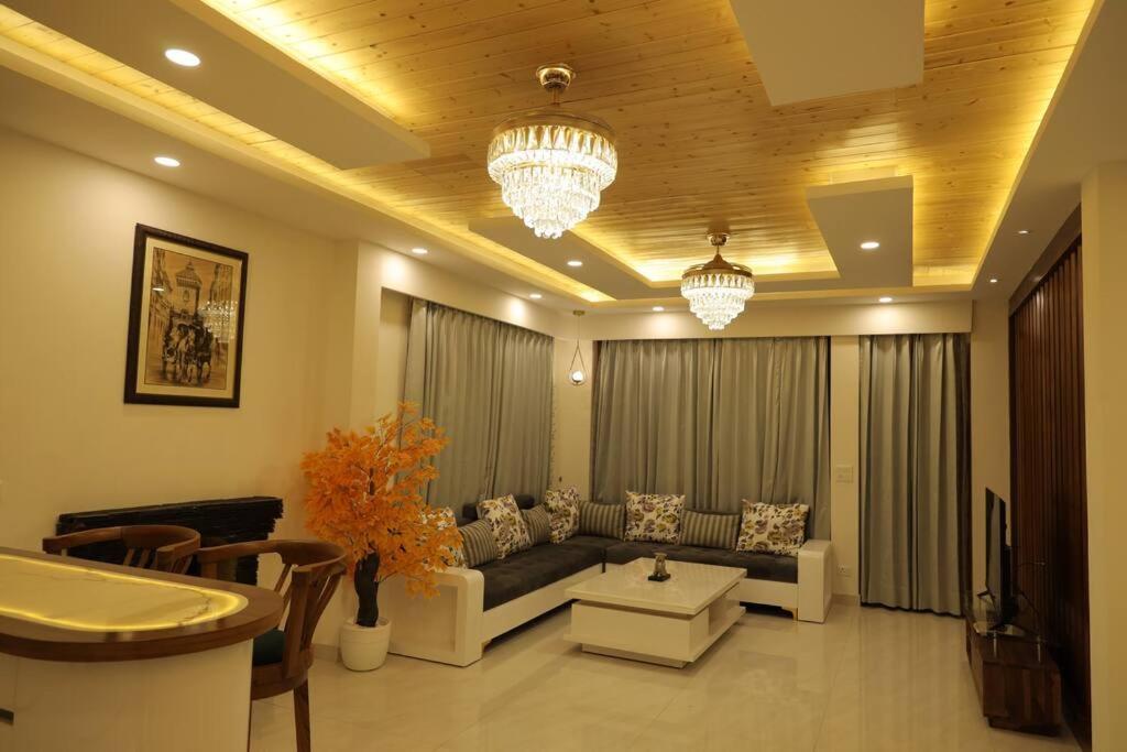 The Cerro Rico - 3 Bhk Modern Villa Kasauli Exterior foto